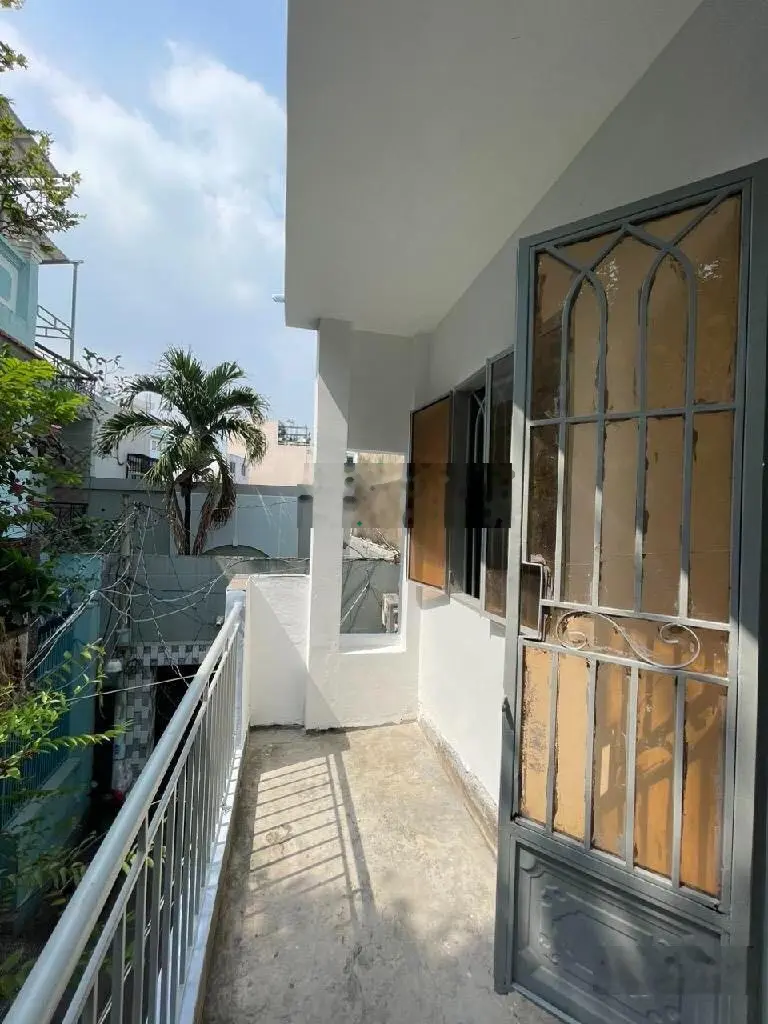 Nhà ngộp bán nhanh- bạch đằng - liền kề ngã tư hàng xanh - khu đại học 66m2 ngang gần 4m chỉ 6ty2