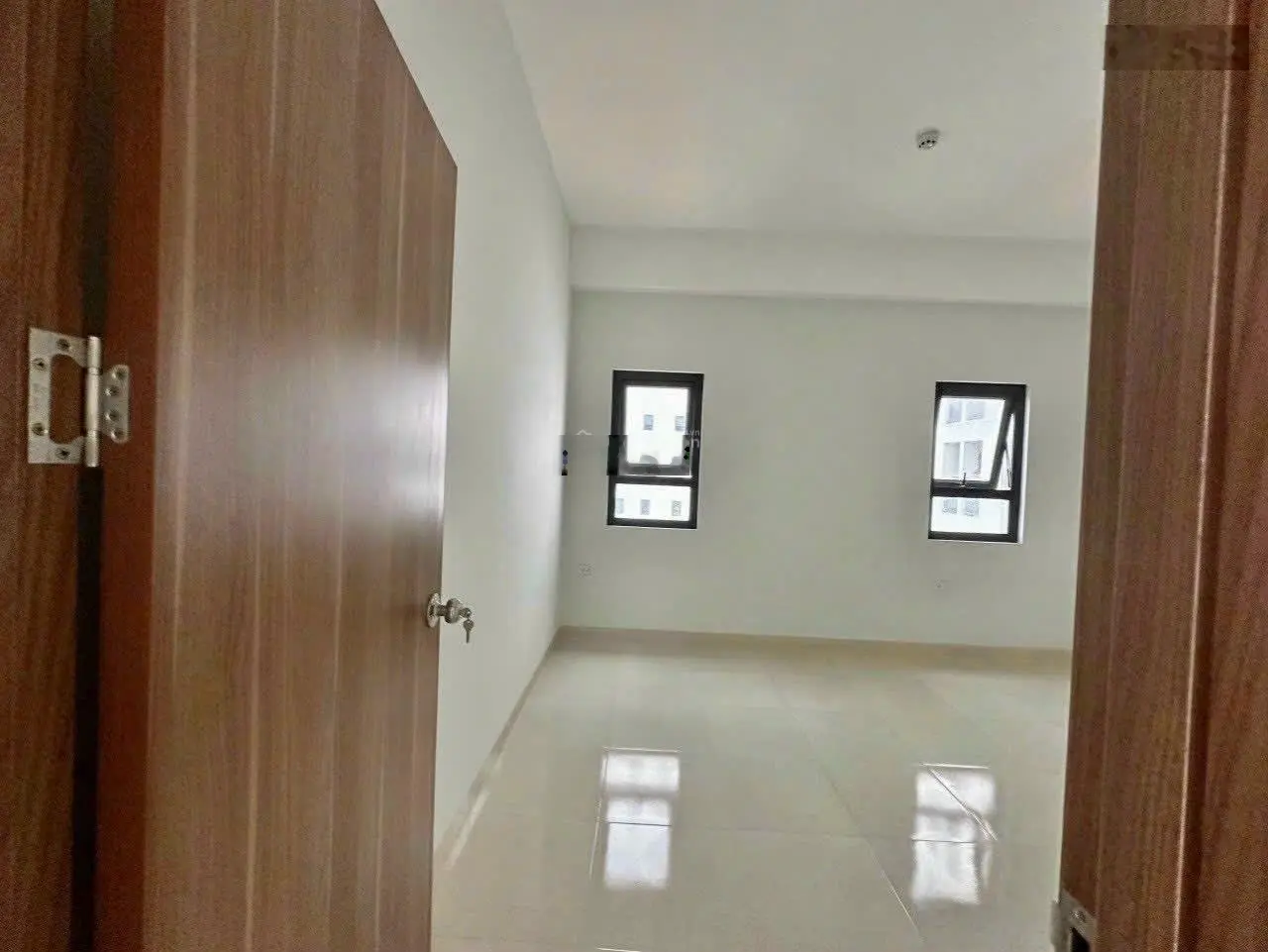 Cần bán căn hộ thương mại SSH08 - Hà Quang 1