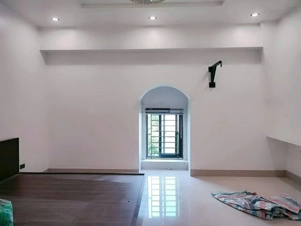Chính chủ cần bán gấp liền kề lacasta kđt văn phú - mặt phố tống tất thắng - kinh doanh - sầm uất