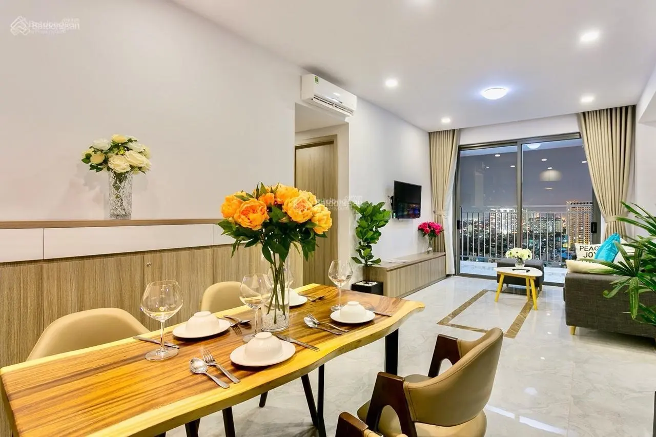 Bán gấp Summer Square, Tân Hòa Đông, Quận 6. 3PN, 2WC, 75m2, sổ hồng giá 2.8 tỷ. Lh: 0899 552 ***