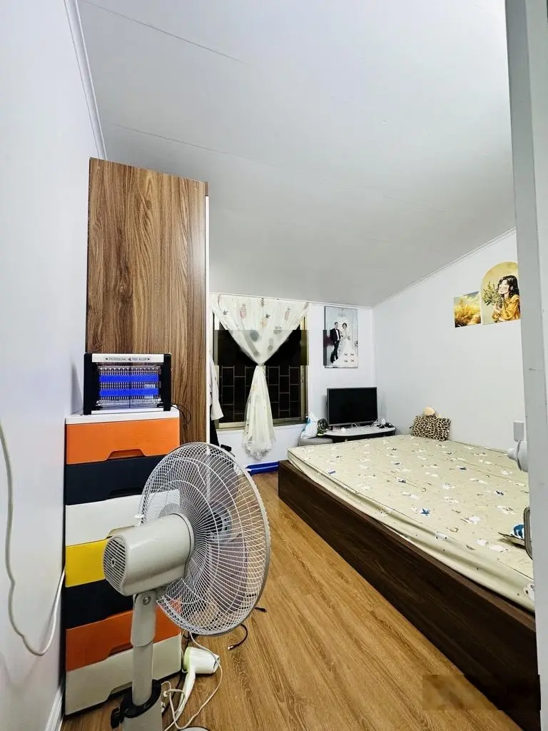 Bán siêu phẩm tập thể Thái Thịnh, mặt phố - nhà mới - ô tô đỗ cửa, 50,4 m2, giá 2,65 tỷ
