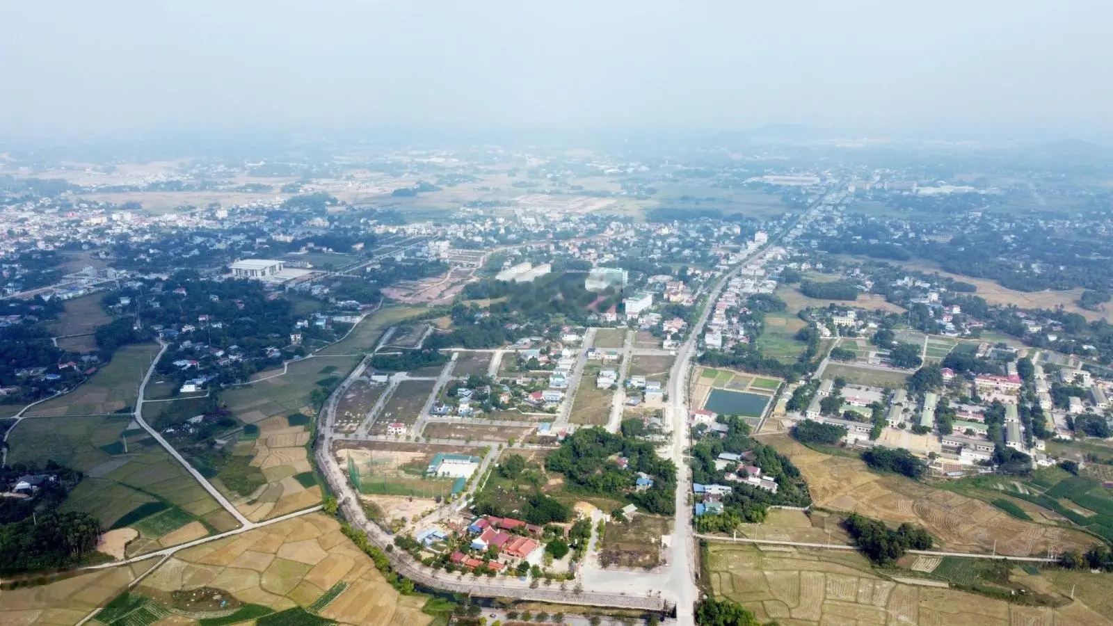 Bán Nhanh lô đất 100 hướng Nam, Mặt tiền 5m giá 700 Triệu, Đường 15m