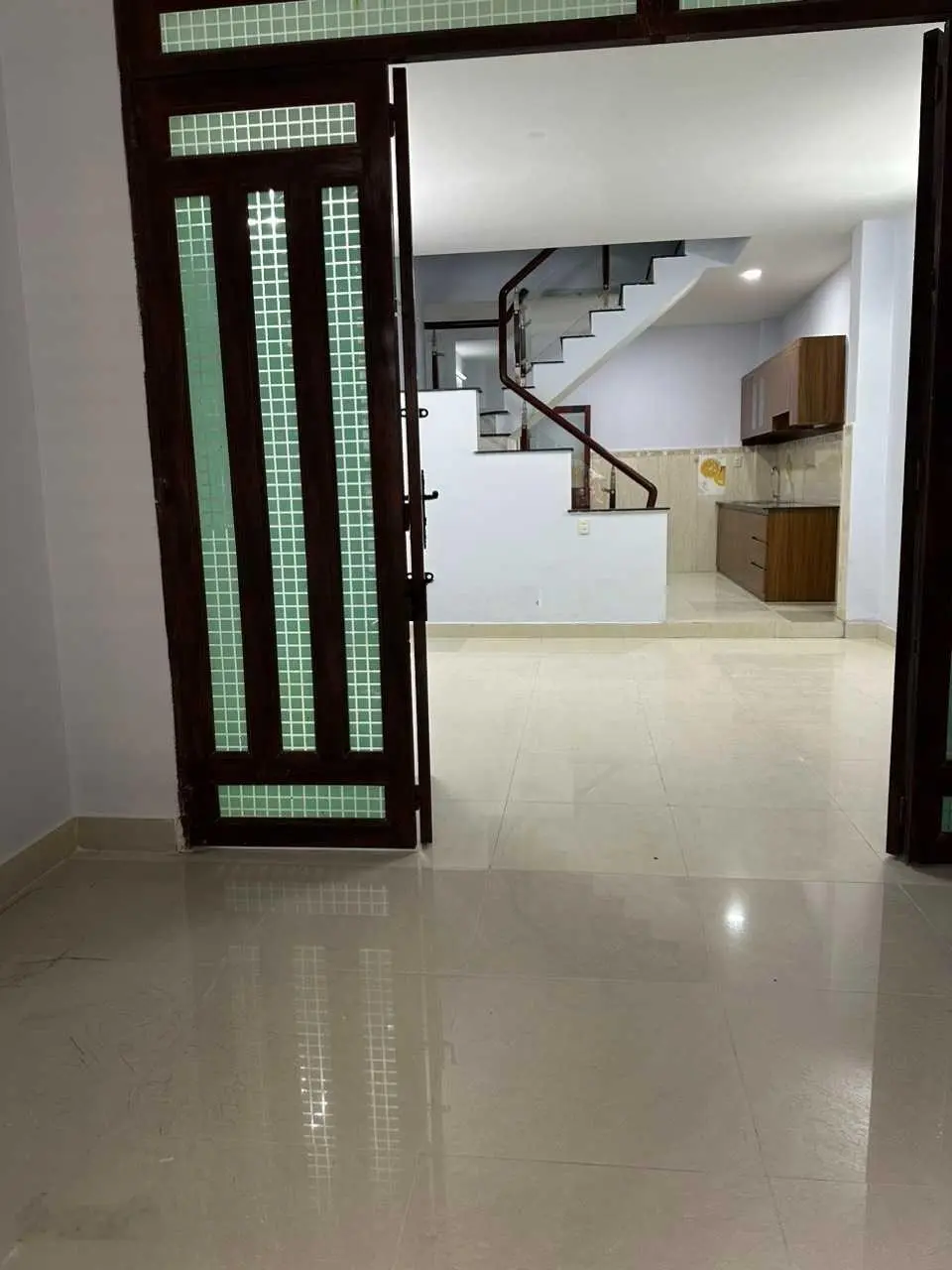 Chỉ 6,7 tỷ - Nhà mới tinh 3 tầng đúc 4x11m 4PN 4WC ngay T3 Cộng Hòa P13 QTB, Sổ Hồng 2024