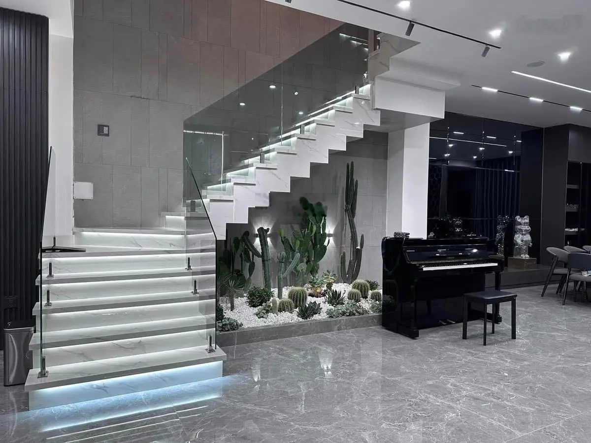 Bán mặt phố víp Hoàng Cầu - Đống Đa, ô tô vào nhà, hiếm nhà 120m2/7T 6m MT, nhỉnh 30tỷ