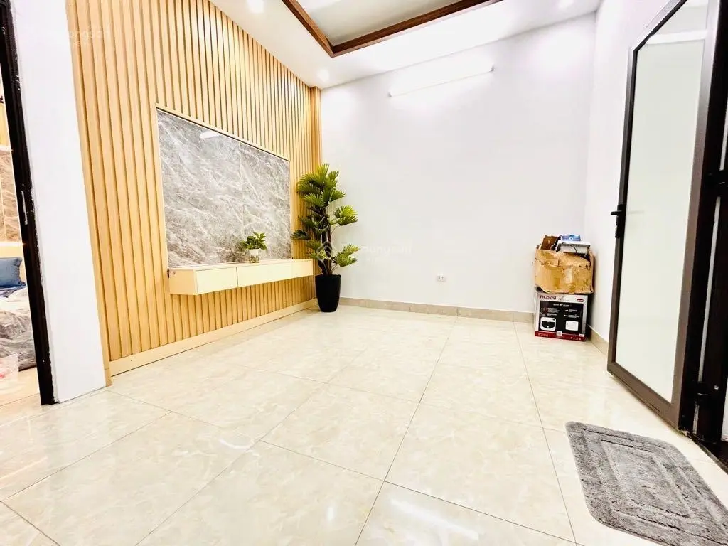 Bán nhà phố Bạch Mai - Full nội thất - Lô góc thoáng - Gần ô tô - 42m2 - 4PN. Giá: 4,8 tỷ