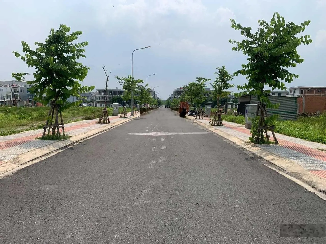 Chính chủ gửi bán gấp lô đất TĐC đường F6 phường Bửu Long. DT 80m2, chưa thuế, giá bán 2,2 tỷ