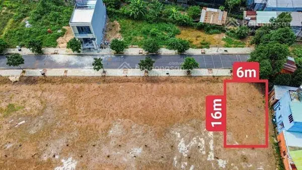 Giá hời có ngay lô đất MT đường ở Phú Hòa Đông DT 96m2 SHR