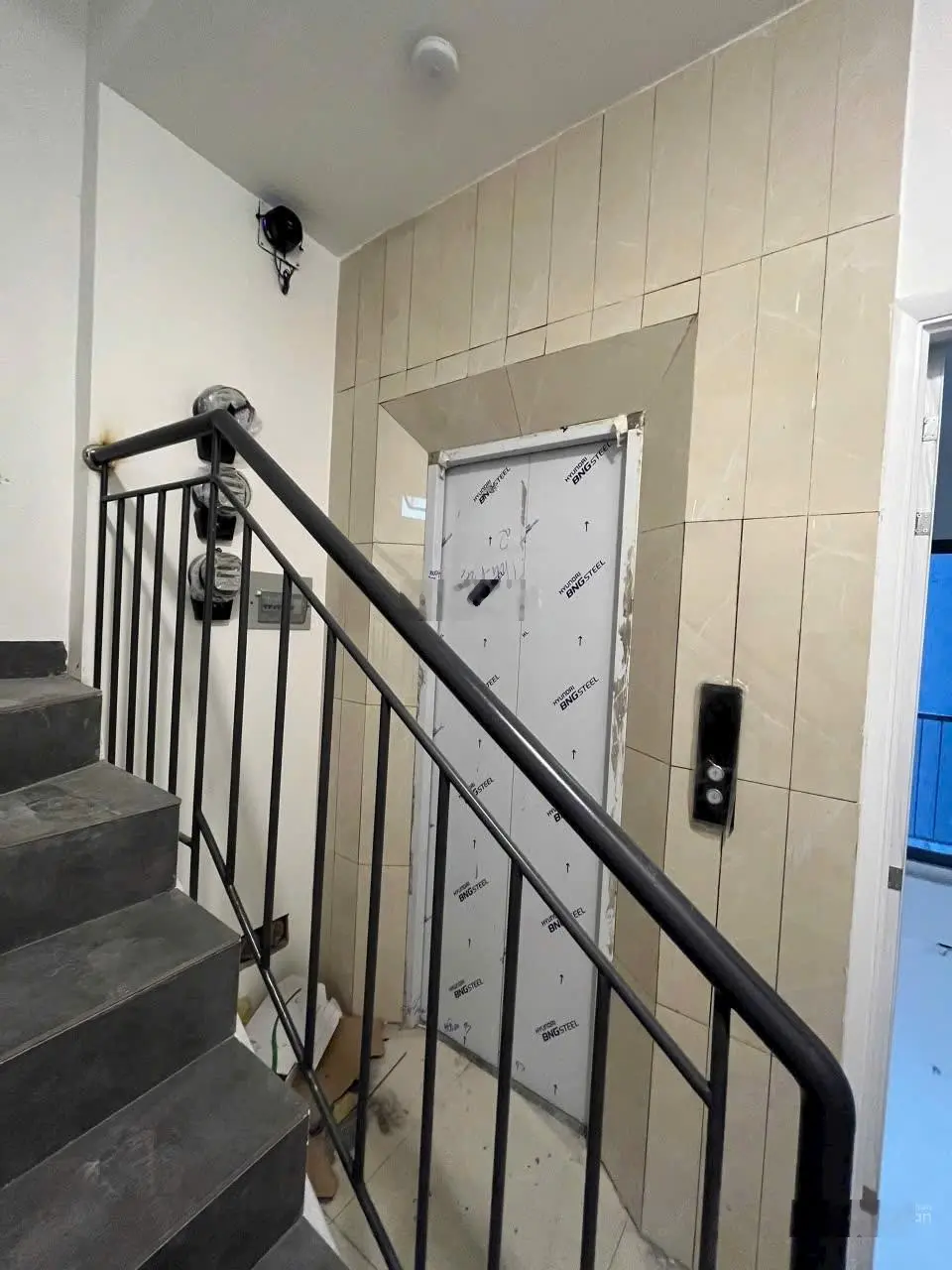 Siêu phẩm dòng tiền, nhà 4 tầng có thang máy, hẻm 5m, linh đông thủ đức