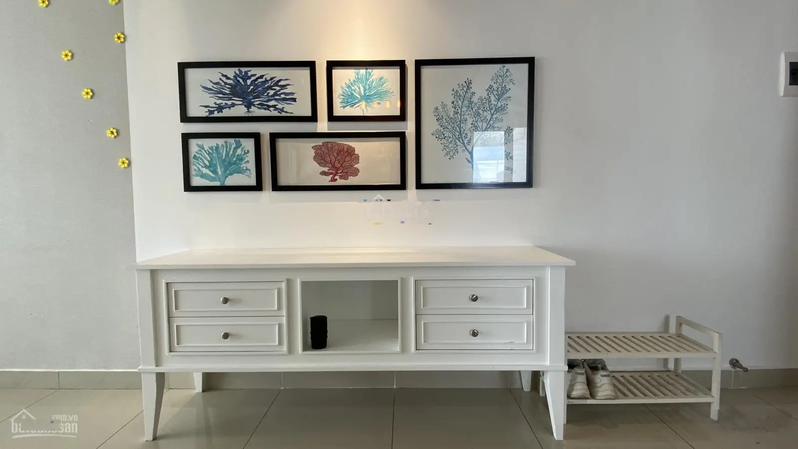 Bán gấp căn hộ Ruby 98m2 3PN khu Celadon view nội khu, giá 3.47 tỷ
