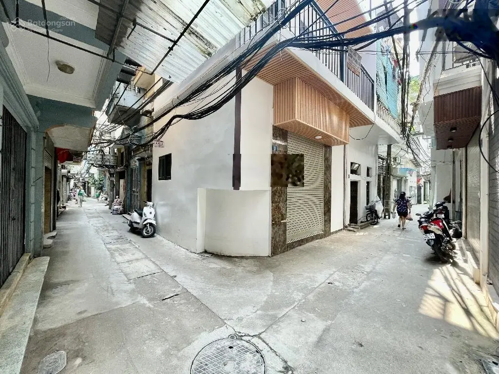 Nhà mới về ở luôn, đường Bạch Đằng sổ 25m2, xây 30m2, 4 tầng, 5 tỷ tư.