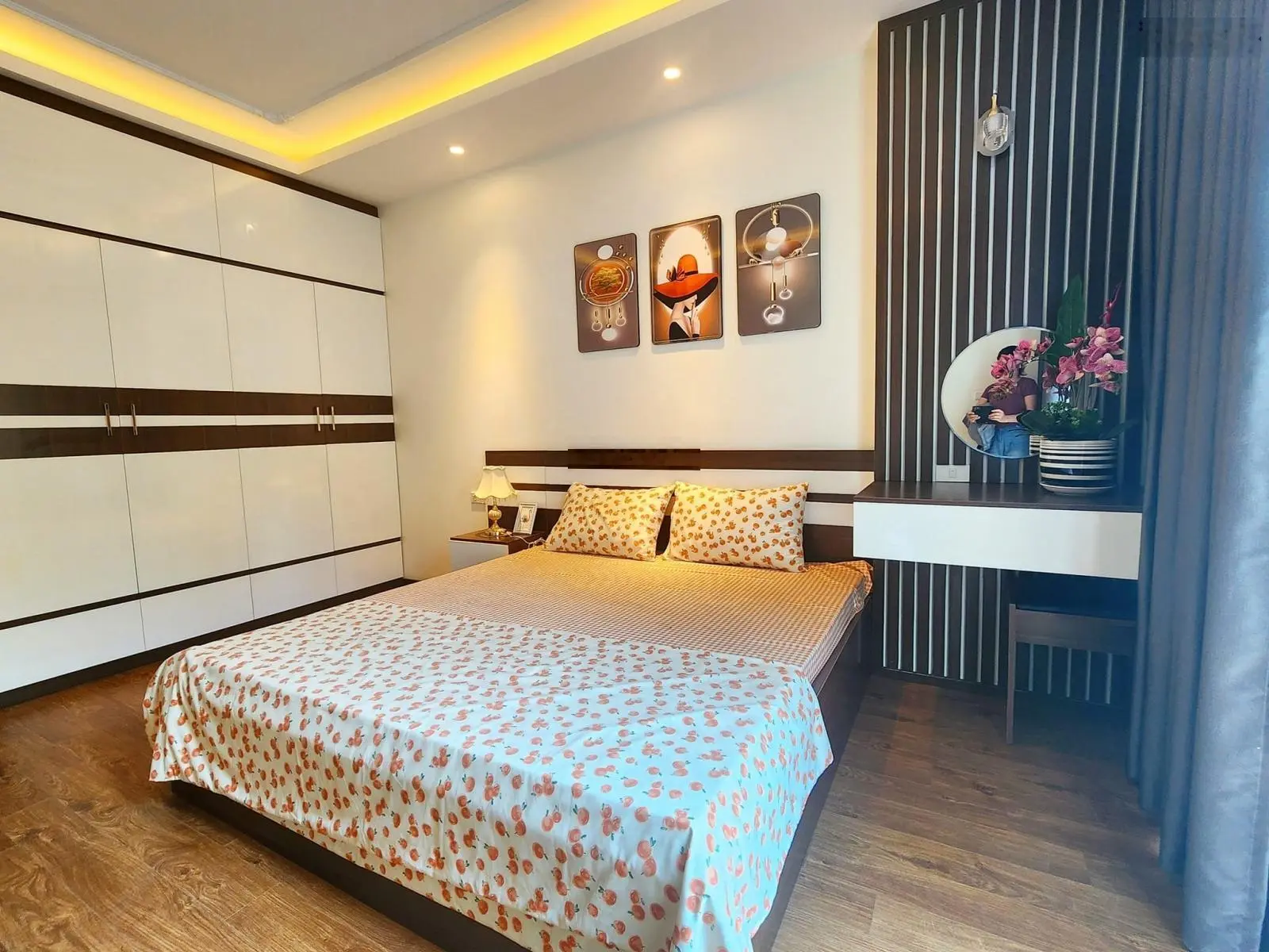 Liền kề mặt chợ, kinh doanh sầm uất, 110m2, 5 tầng, giá 25 tỷ, khu Đô Thị Văn Quán, Quận Hà Đông