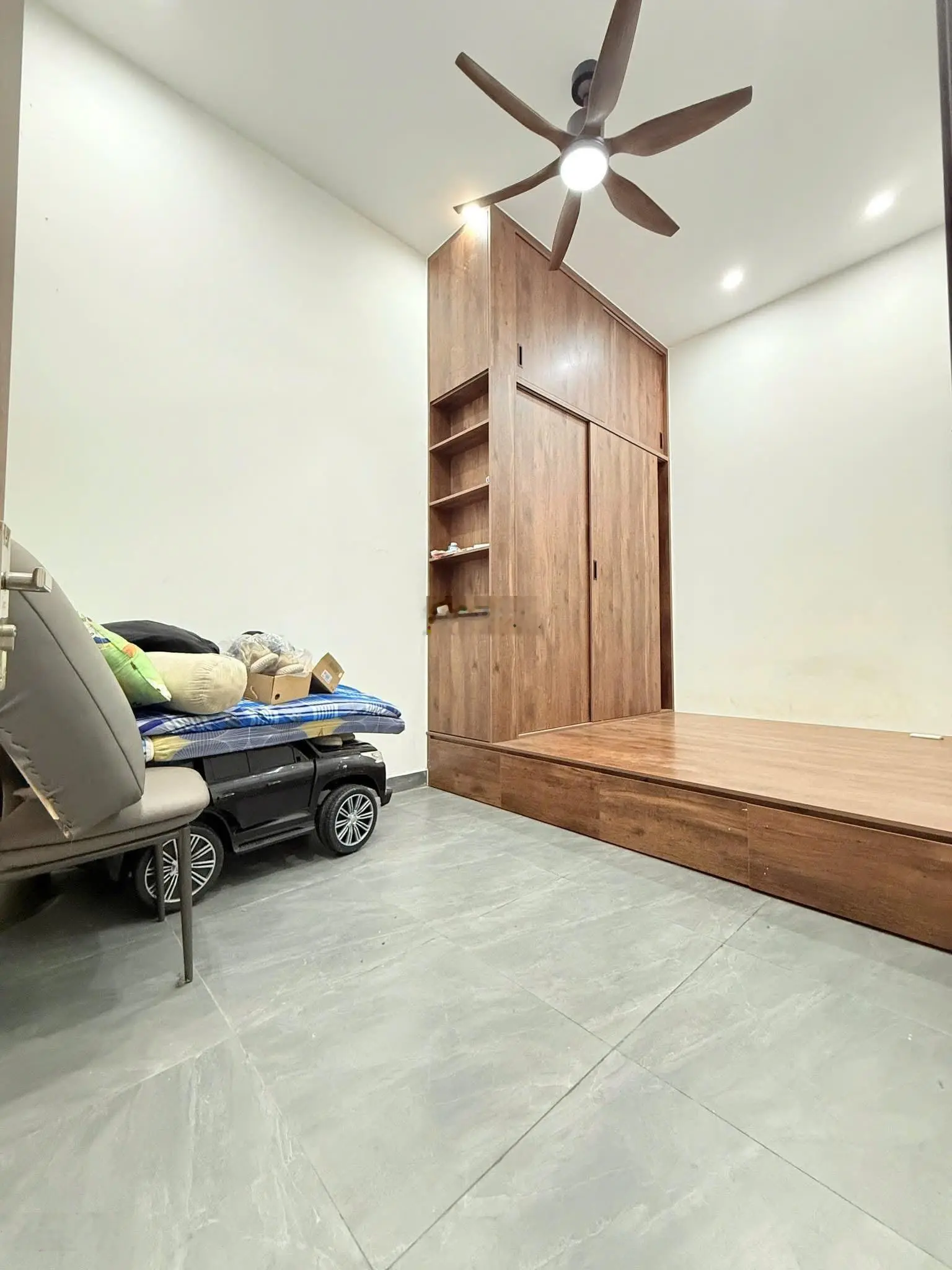 Cần bán gấp nhà sổ riêng trong 1 tuần, giá tốt tại thành phố Dĩ An