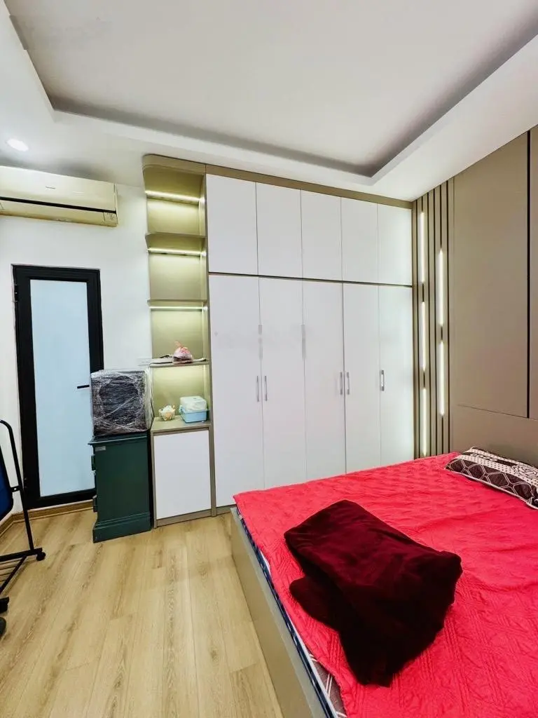 Bán nhà phố Bạch Mai - 5 tầng - 3PN đủ nội thất - Ô tô đỗ gần. Giá: 5,85 tỷ. LH: 0779548866