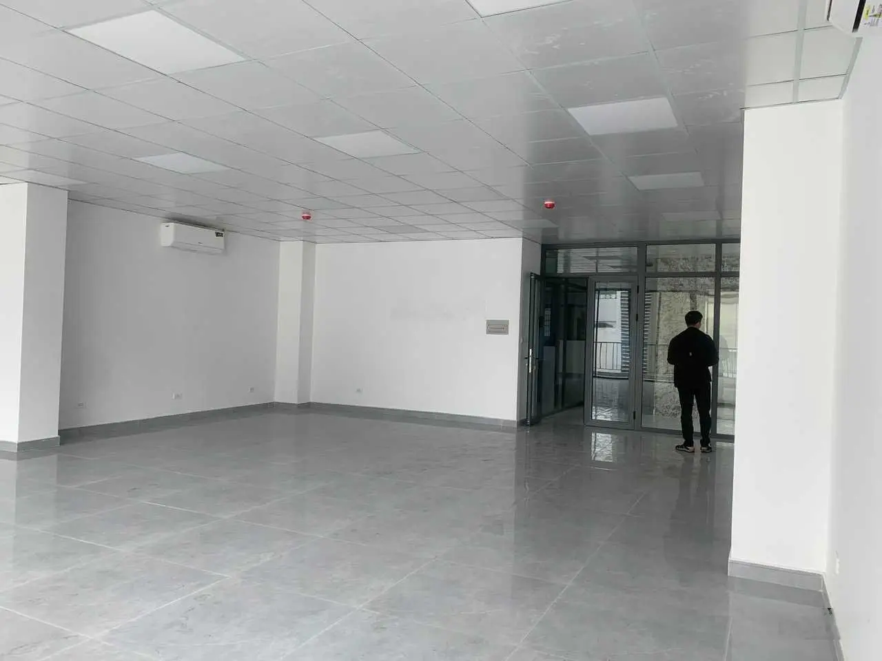 Bán Nhà Mặt Tiền Đường Võ Oan D3 Gần Nguyễn Gia Trí Bình Thạnh. Ngang 8X20 Hầm 6 Tầng Giá Giảm 39Tỷ
