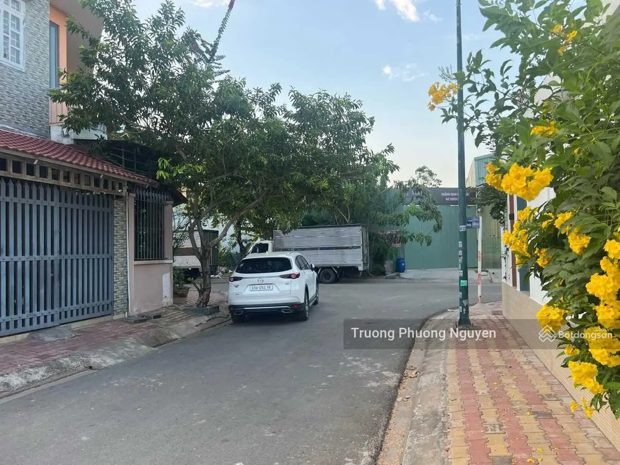 136m2 đất khu dân cư đường bàn cờ, phía sau chợ đầu mối Thủ Đức mặt tiền nhựa 11m, sổ sẵn full thổ