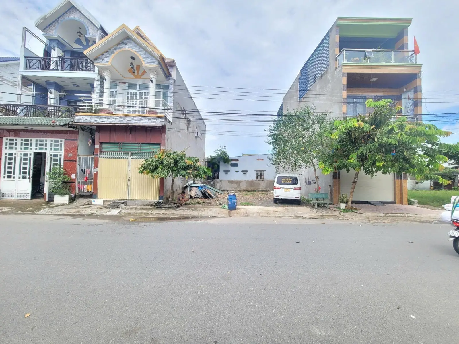 3 ty 450 Bán lô đất đường thông buôn bán P.Tân Đông Hiệp TP.Dĩ An