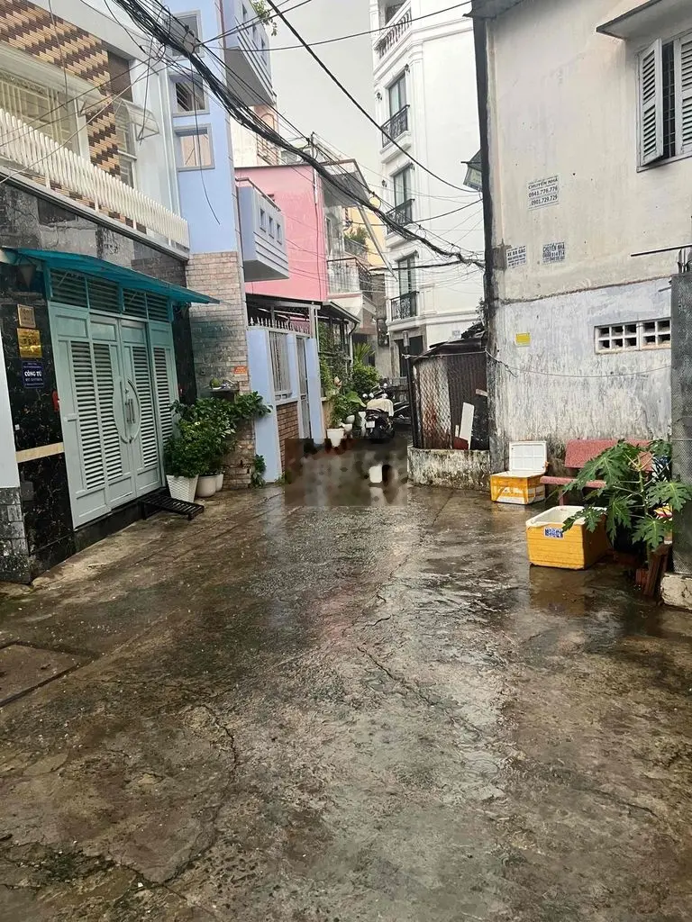 Bán nhà trung tâm bình thạnh ,42m2 chỉ 4 tỷ thương lượng