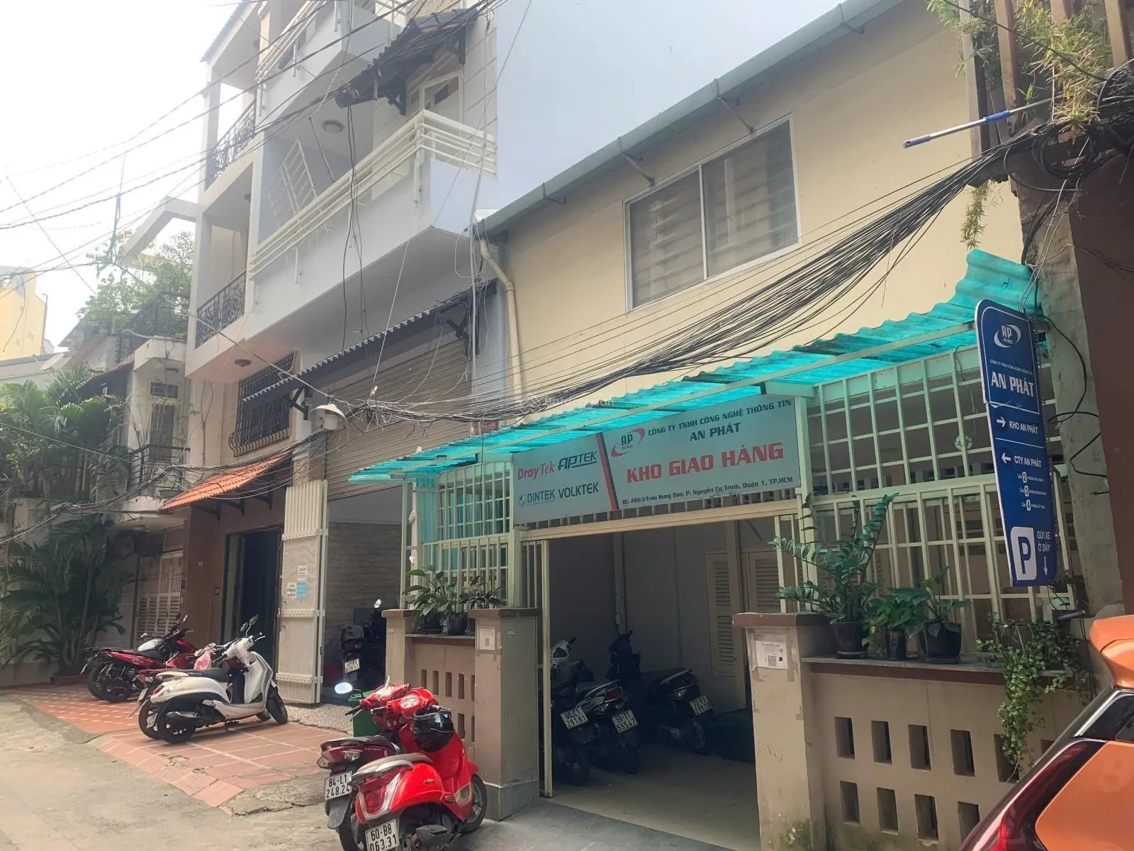 Bán nhà 2 Tầng HXH 8m đường Trần Hưng Đạo, P.NCT, Quận 1: DT 6x16m_CTXD: Hầm 6 Tầng