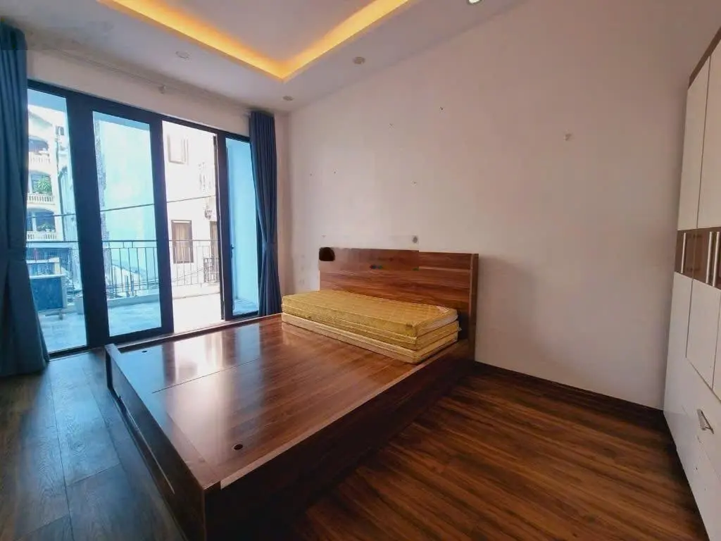 Bán Gấp nhà Phố Trần Bình 52m2, Phân Lô, 2 Ôtô tránh nhau, Kinh Doanh, Giá 13.4 tỷ, Lh: 0968 371 ***