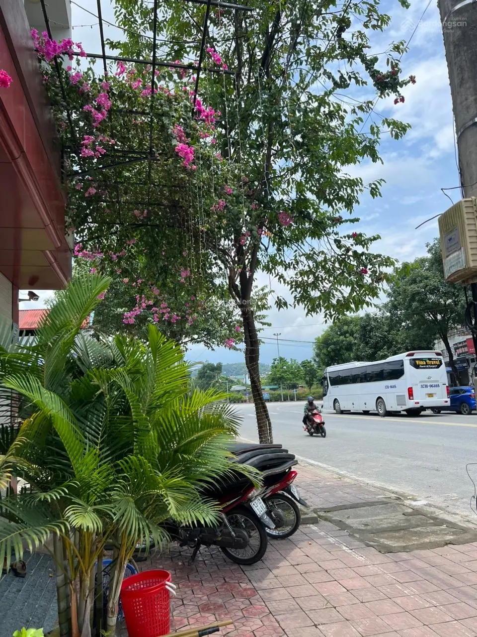 Bán nhanh lô đất vị trí đẹp nhất đường Phú Thịnh, Bắc Cường, Tp. Lào Cai, gần siêu thị, phù hợp KD