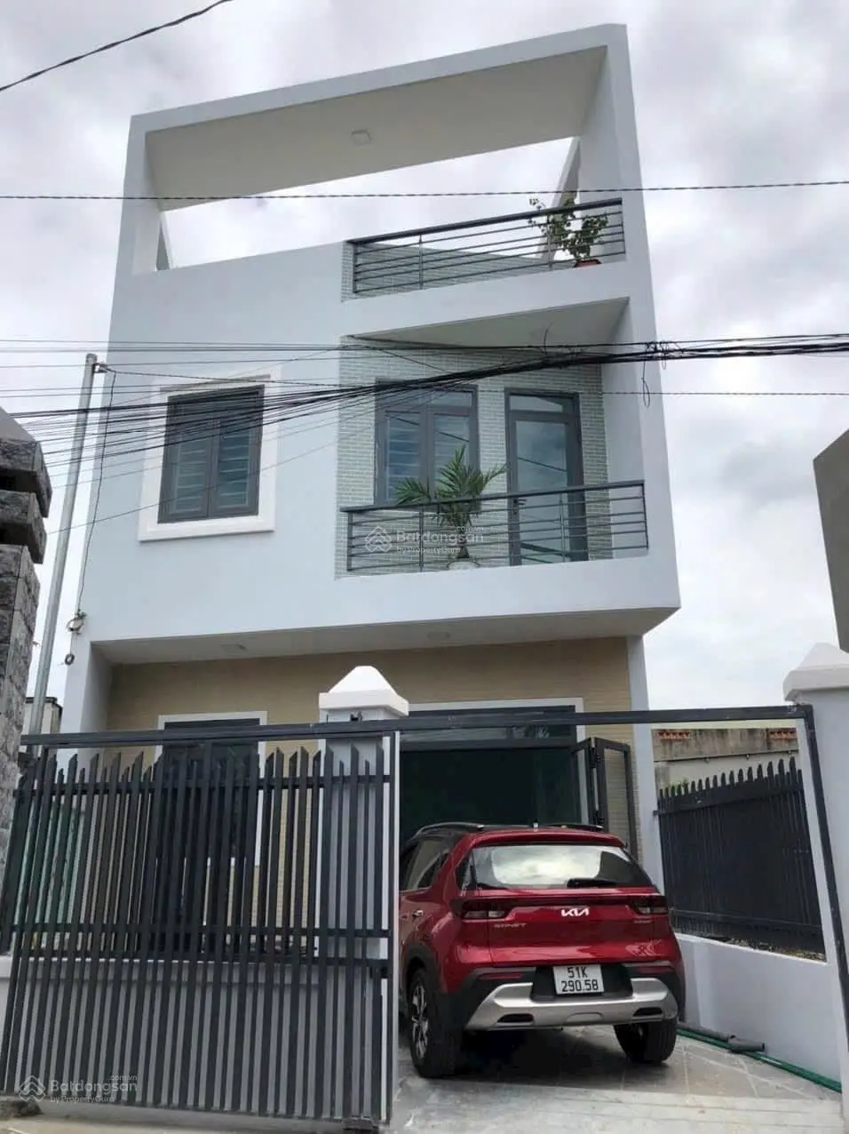 Bán nhà riêng 1 trệt 1 lầu 1 tum tại Đông Minh, Dĩ An, Bình Dương, giá ưu đãi 3,75 tỷ, 75m2