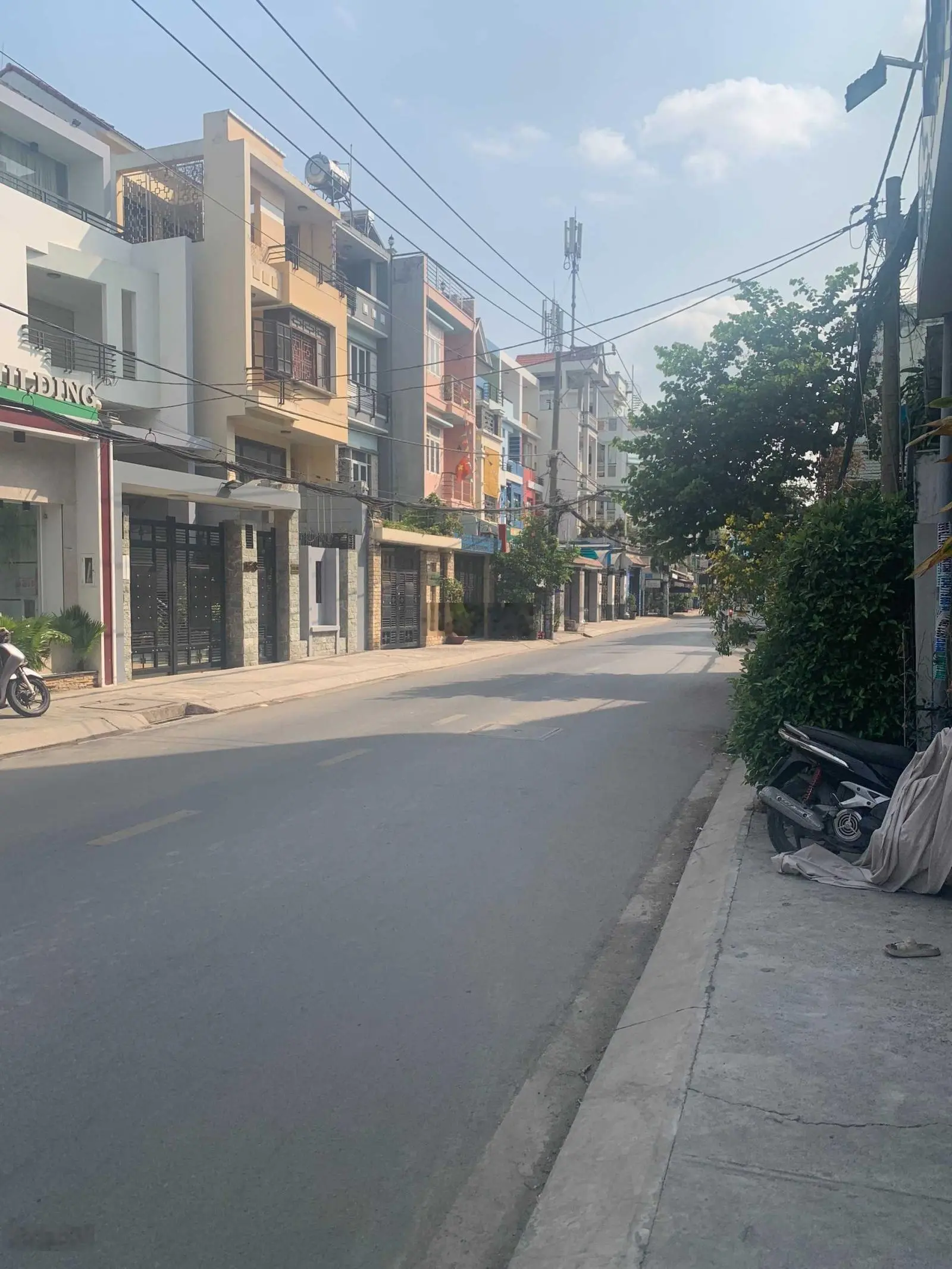 Bán lô đất HXH Dương Quảng Hàm (DT: 5x16m CN 77m2) giá 6,8 tỷ - view sông thoáng mát