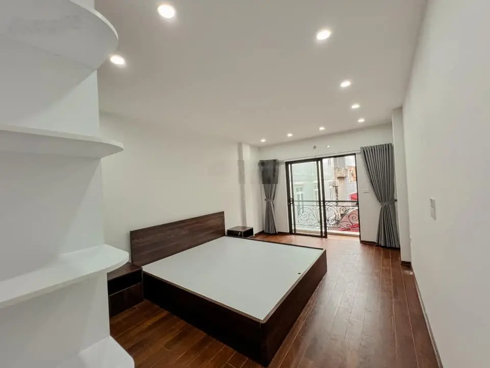 Bán nhà ngõ 183 phố Hoàng Văn Thái, phân lô quân đội, ô tô tránh, 8 tầng thang máy, chỉ 14,x tỷ