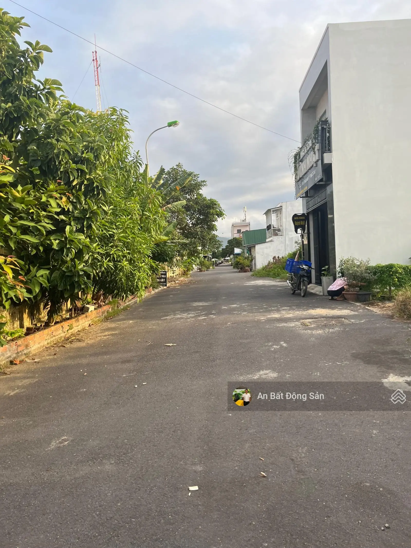 Cần tiền bán lô đất TĐC KĐT Mỹ Gia có sổ đỏ riêng, xây nhà tự do. Giá rẻ sót lại 3,7 tỷ