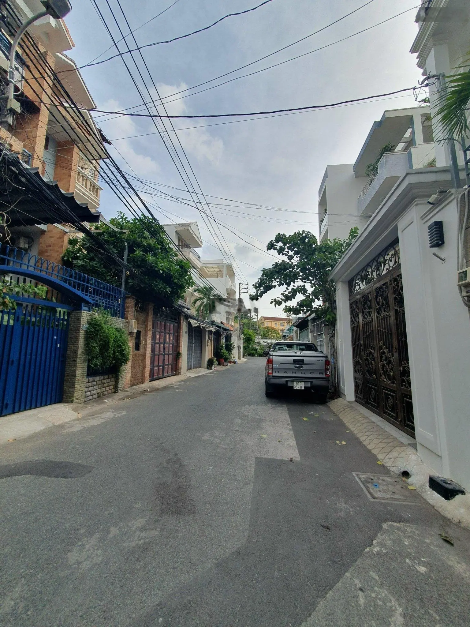 8,5 x 26m, bán nhà 3 lầu Nguyễn Thái Bình - k.300 (giá 39 tỷ)