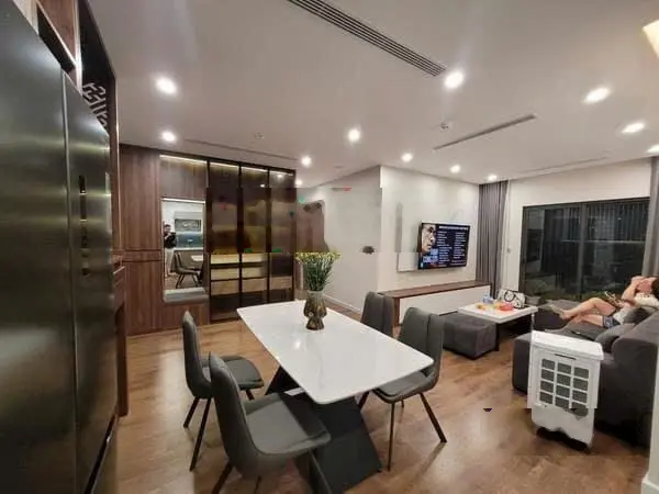 Bán căn hộ cao cấp 126m2 tòa Lancaster 20 Núi Trúc vị trí đẹp giá tốt