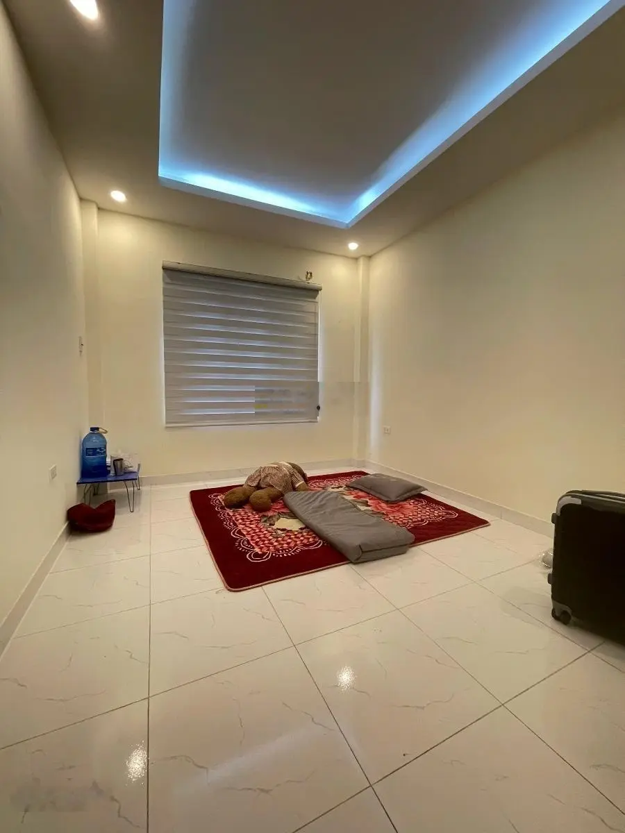 Văn Chương, Đống đa, ngõ thông Kd, vị trí gần hồ, nhà đẹp ở ngay, 32m2x5T , lô gốc