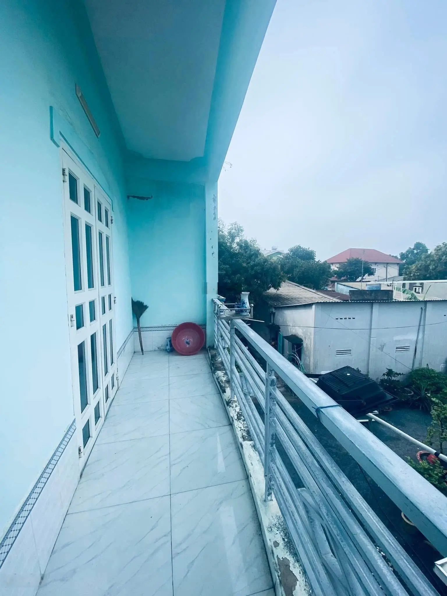 Bán Nhà SC 2 Nhà Chung Sổ, 2 Lầu Gần Ngã Tư Mồi, Đường Lý Thường Kiệt, Phường Dĩ An Tp Dĩ An