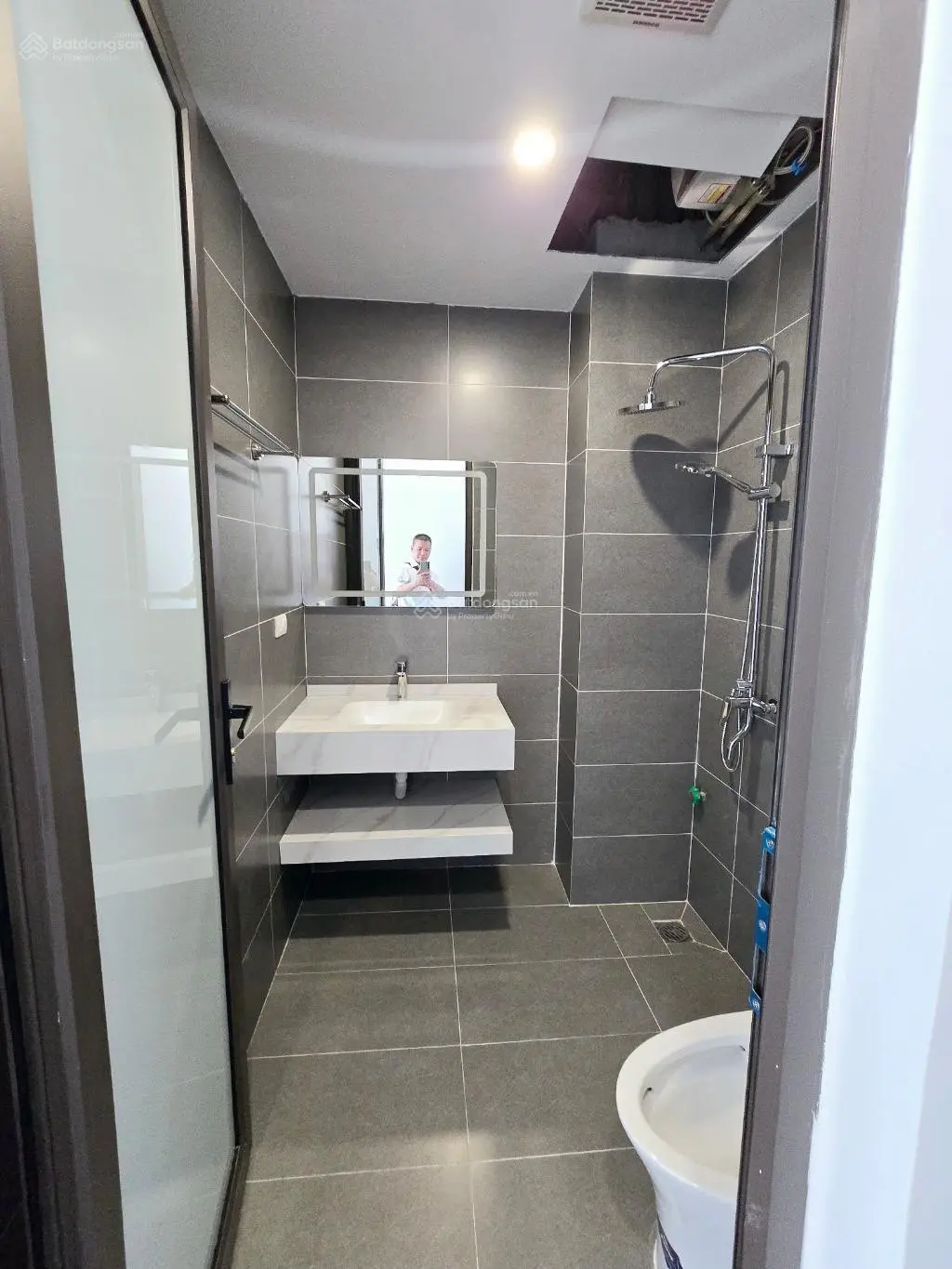 Siêu phẩm thạch bàn 40m2 x 6t thang máy gara ô tô ngõ thông kinh doanh tốt an sinh đỉnh cao