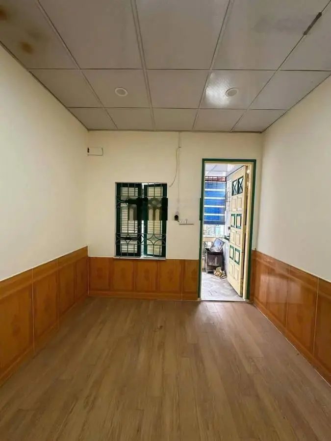 CC cần bán nhà Đội Cấn - 25m2 - oto đỗ cựa - 20 ra mặt phố - vị trí đẹp - 4.7 tỷ