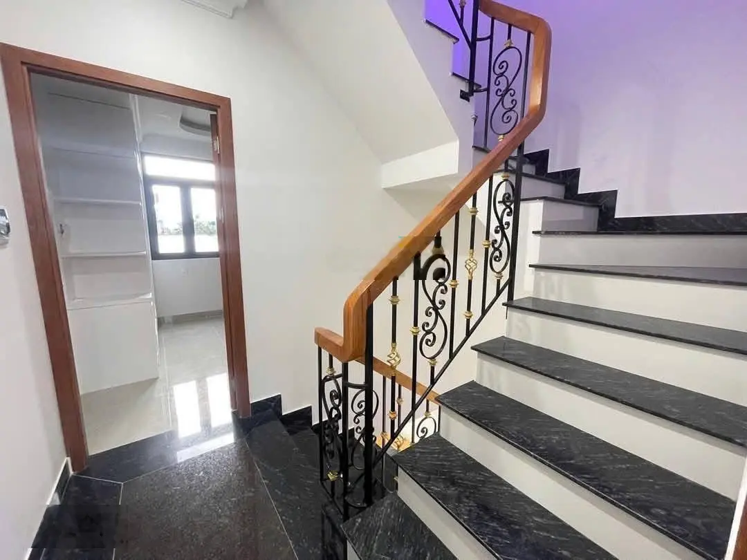 Bán nhà riêng diện tích 60m2 1 trệt/ 3 lầu