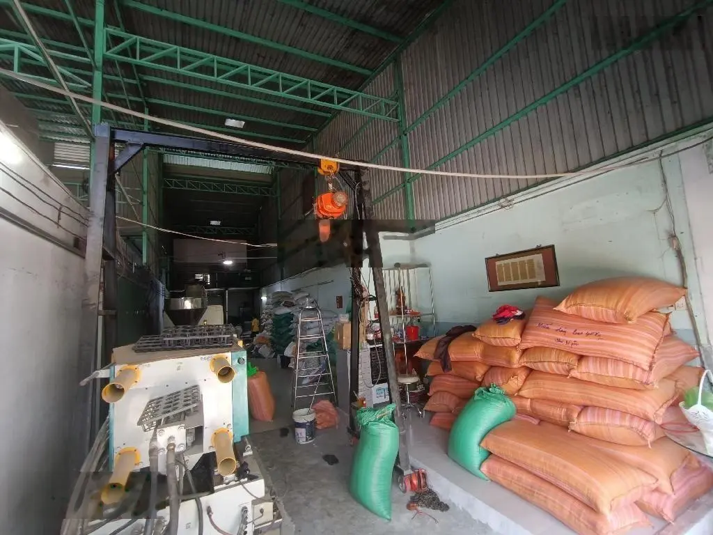 Bán nhà bình tân ngay gần bệnh viện bình tân đường container đổ cửa dt 210m2 chỉ nhỉnh 9 tỷ