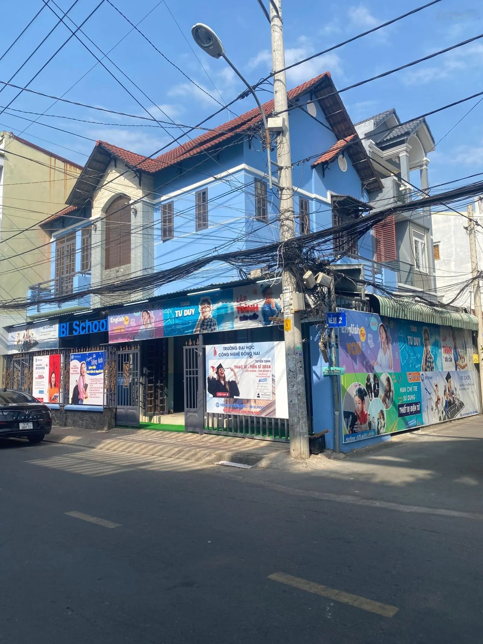 Bán căn biệt thự góc 2 mặt tiền đường 68, Phường Hiệp Phú Q9 15x9m