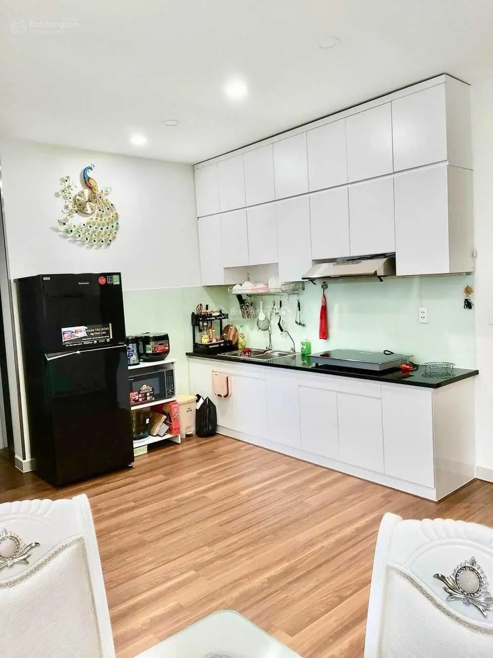 Bán căn hộ cao cấp chung cư Galaxy 9 Quận 4, DT: 70m2, 2PN, giá: 1 tỷ 840, nhà đẹp, Liên hệ Hoàng
