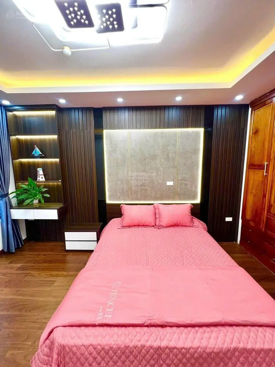 Bán nhà Nguyễn Trãi - gần Royal 40m2 5 tầng - nhỉnh 6 tỷ - gần ô tô - xây mới - thông tin chuẩn