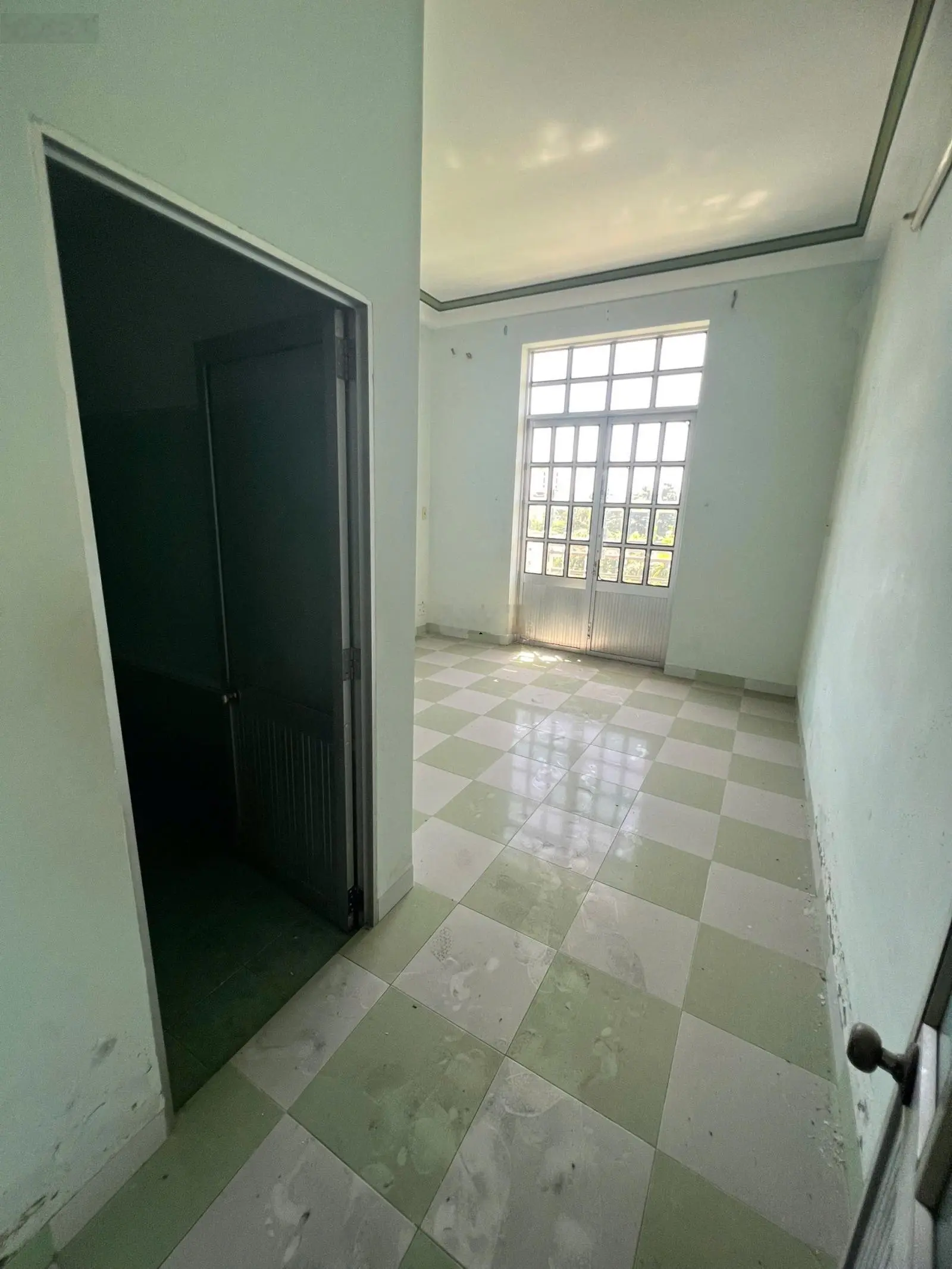 Bán Nhà Mặt Tiền Bàn Cờ Đường Âu Cơ-Phước Tân-TTTP Nha Trang, 1 trệt 3 Tầng 6PN