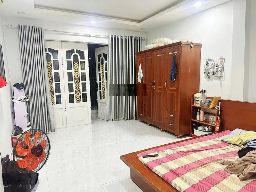 Bán nhà Phạm Thế Hiển, ngang 4, 68m2, mới đẹp, 4 tầng btct, pháp lý chuẩn, không QH, quận 8