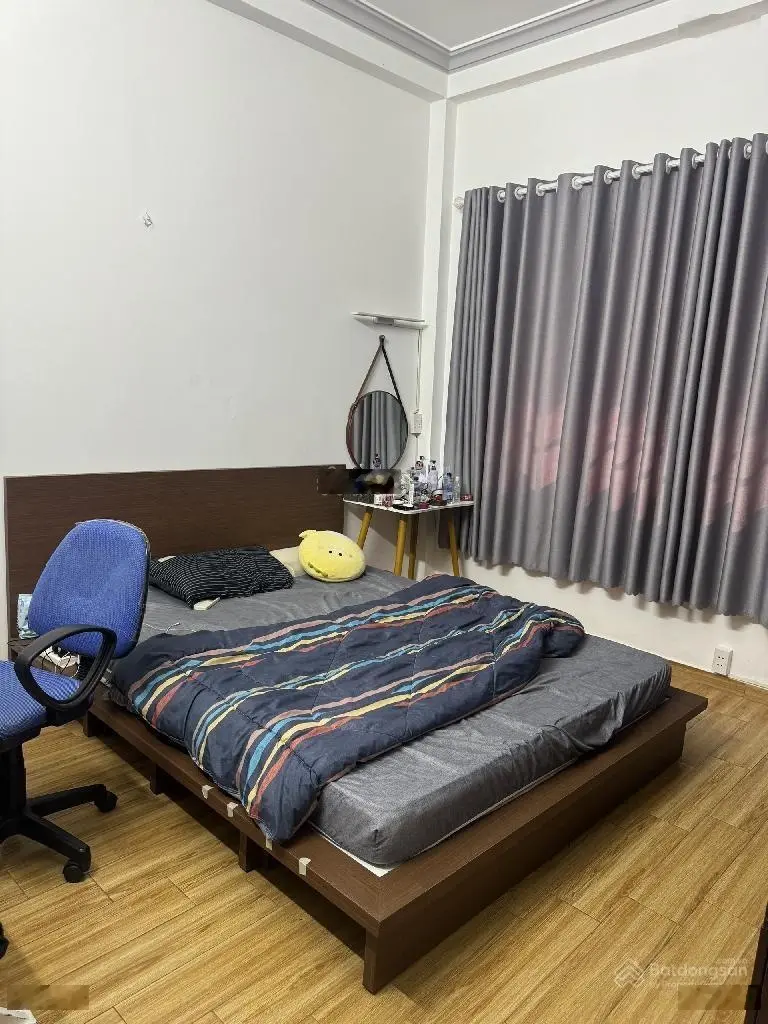 Chủ gửi bán căn nhà 3 tầng DT 64m2, ngay KDC Hồng Long, HBP, Thủ Đức giá nhỉnh 4 tỷ