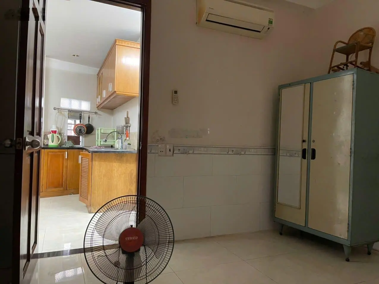 Bán nhà 1 tr1 lưng hẻm ôtô đường 43 hiep bình chánh thủ Đức ---Dt.71.4m2 ---Giá.3ty3 TL