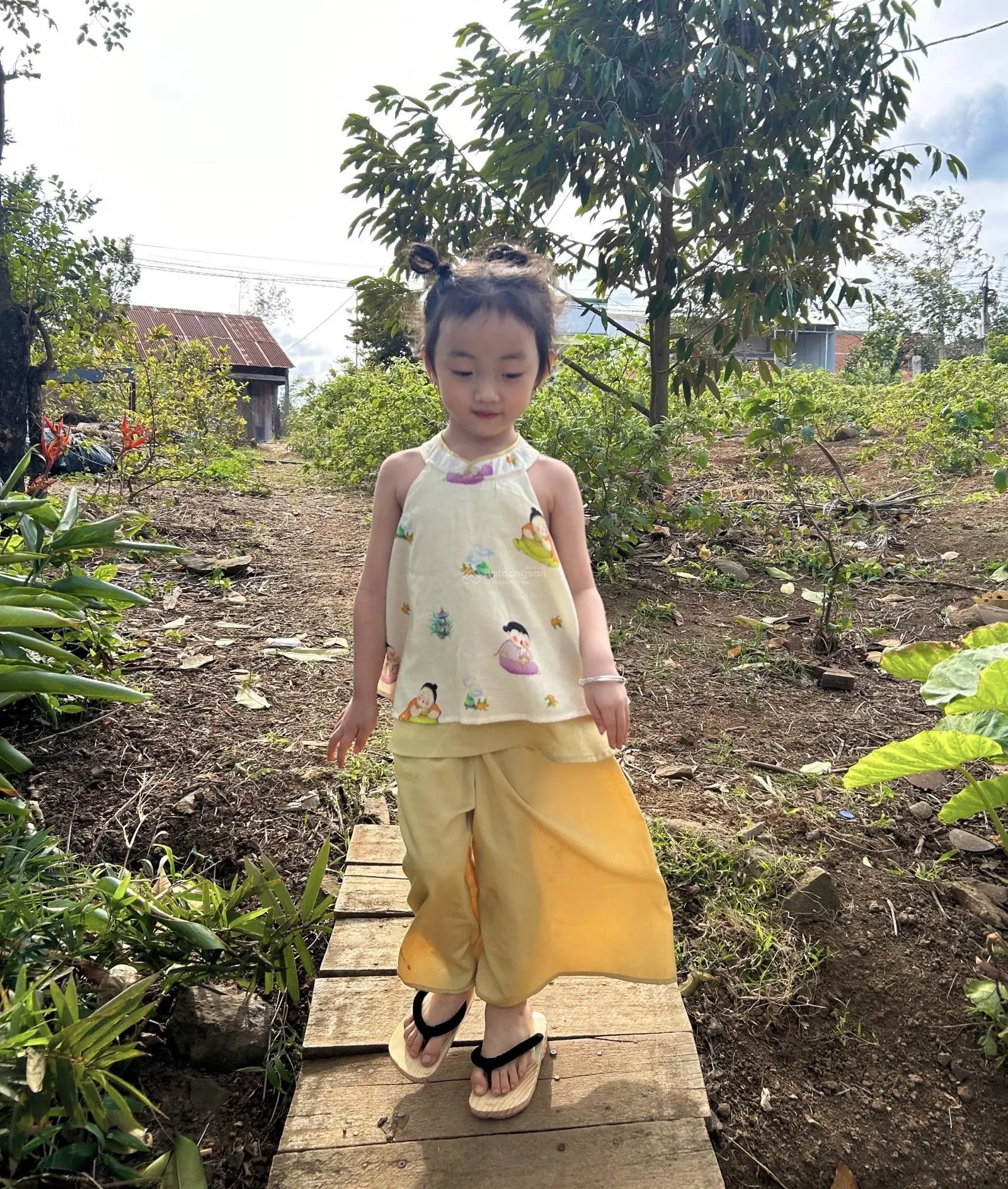 Bán nhà khu tái định cư đất lành , Vĩnh thái nha trang , Khánh hòa . Lh : 0905211133