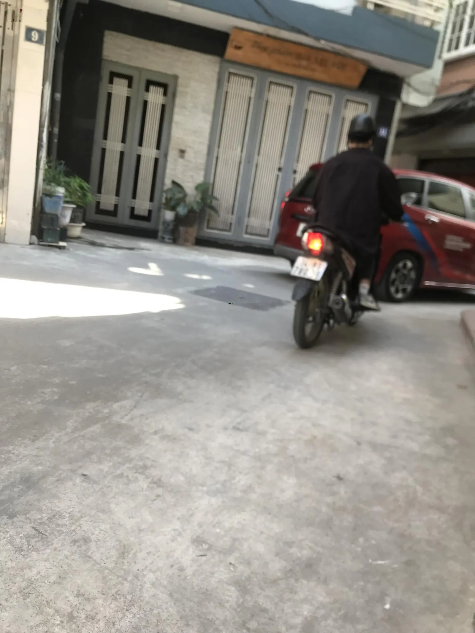 Hoa hậunhân hoa bán đất tặng nhà 67 m2 3 tầng 6,3 mt ngõ ô vào gần nhà 30m, 03637920