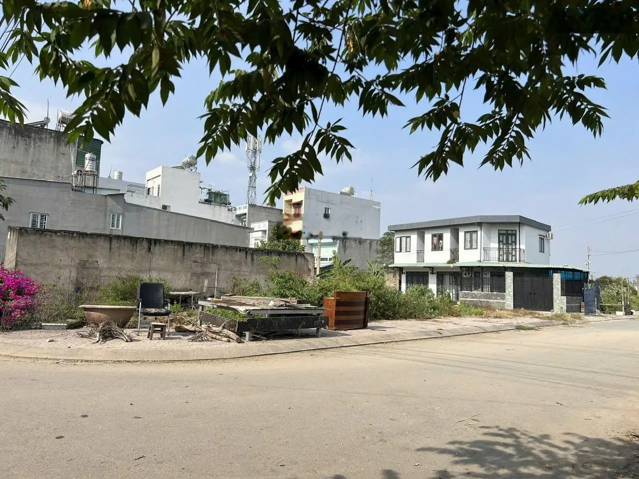 Bán lô góc 2MT, 91,7m2 Trên Đường Bình Chuẩn 67 Thuận An Gần Ngay Chợ Phú Phong 300m