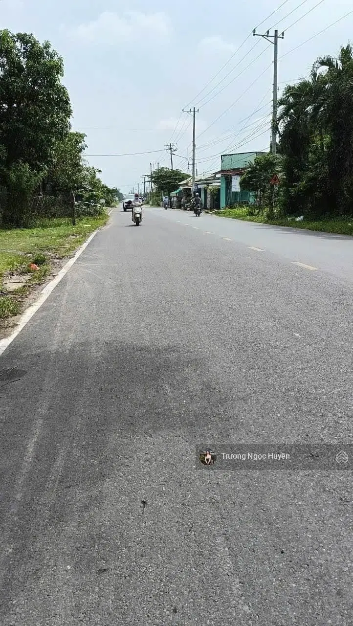Bán đất 120m2 Đ. Võ Tấn Đức, gần chợ Tam Bình, Thành Phố Vĩnh Long giá 550triệu. SHR