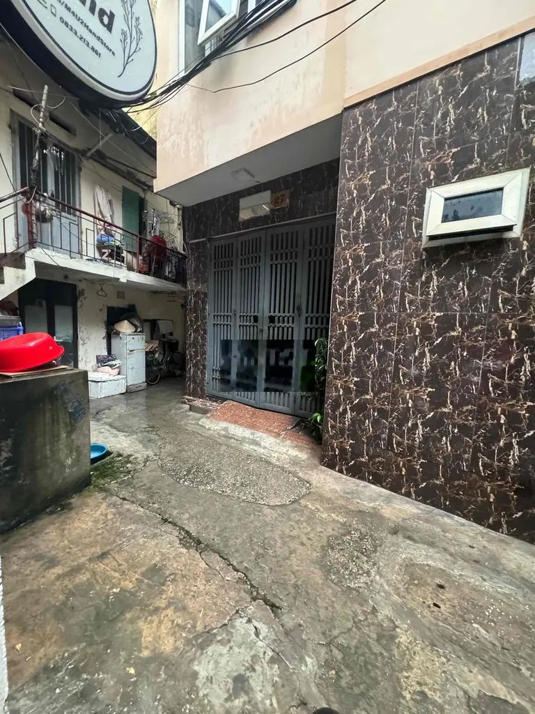 Tôi cần bán nhà Ô CHỢ DỪA - TÔN ĐỨC THẮNG 4T 80m ra phố trước nhà 3m