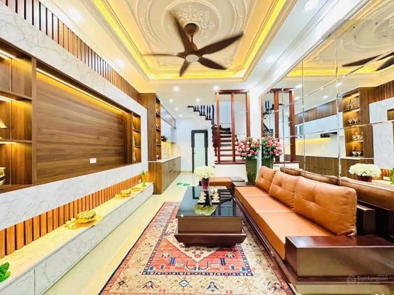 Siêu phẩm, bán nhà văn trì, xây mới ô tô đỗ cổng, ngõ nông rộng, 36m, 5.8 tỷ