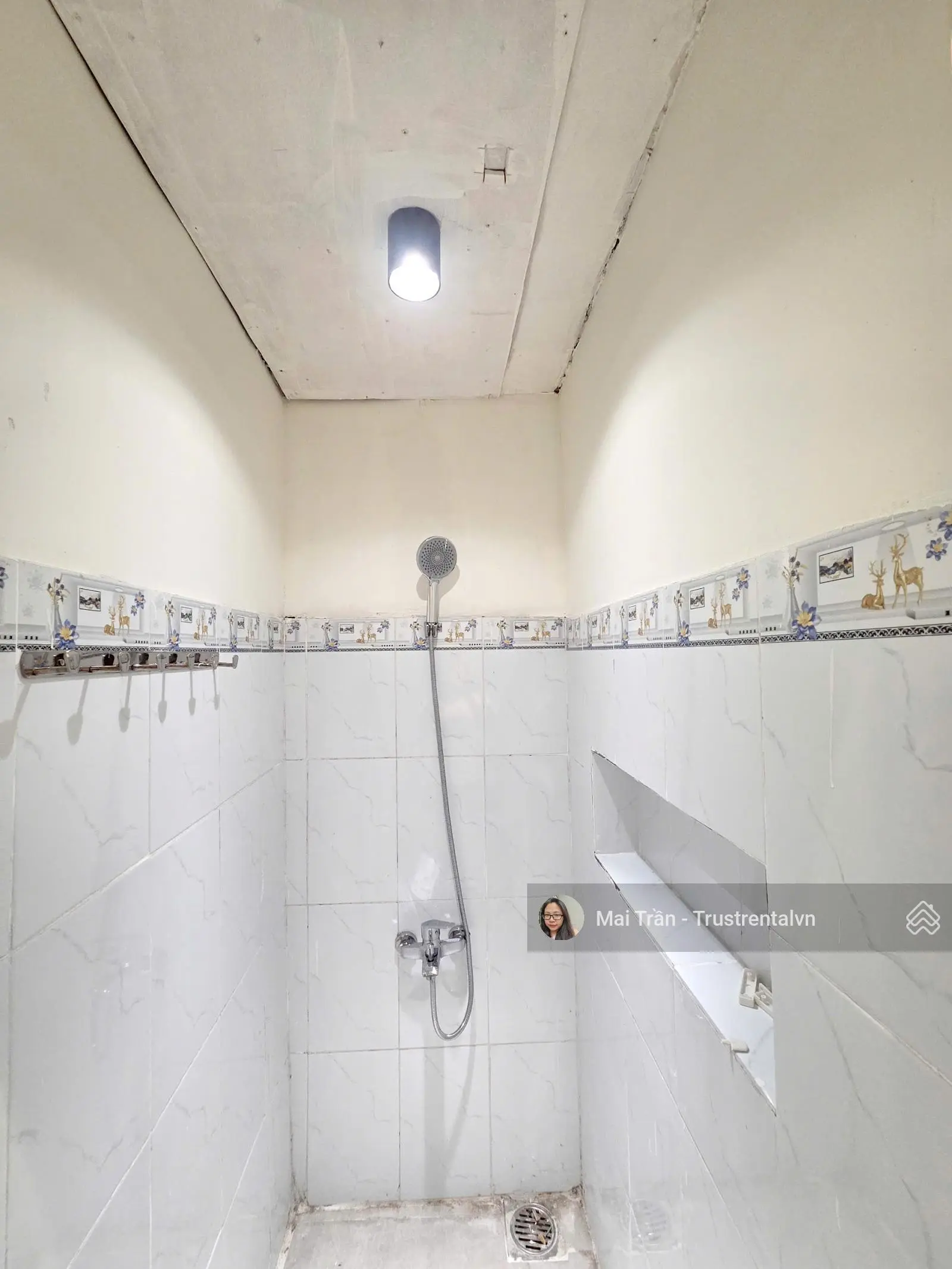Bán nhà hẻm ba gác đường ĐT826C Cần Giuộc - Nhà rộng đẹp mới - Gần dự án cầu Rạch tôm xây mới